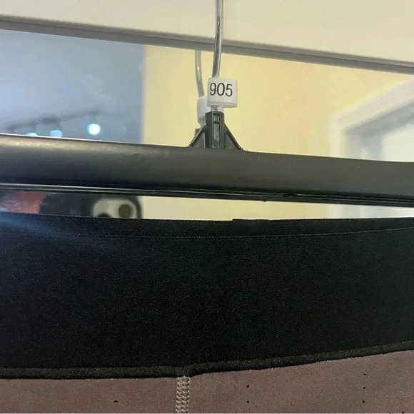 Ultracor Side Stripe Leggings - Picture 3 of 5